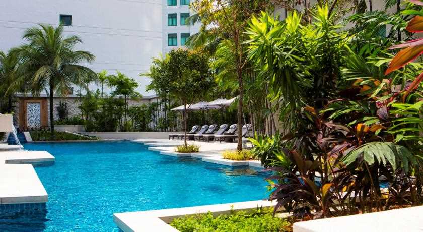 The Ritz Carlton Kuala Lumpur Reviews, Room Price & Info