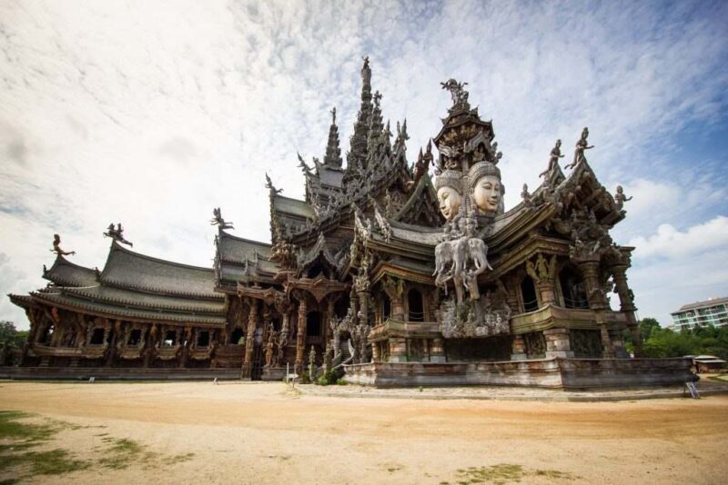 the sanctuary of truth temple in pattaya is a modern temple set by the sea that you can visit with a discount ticket