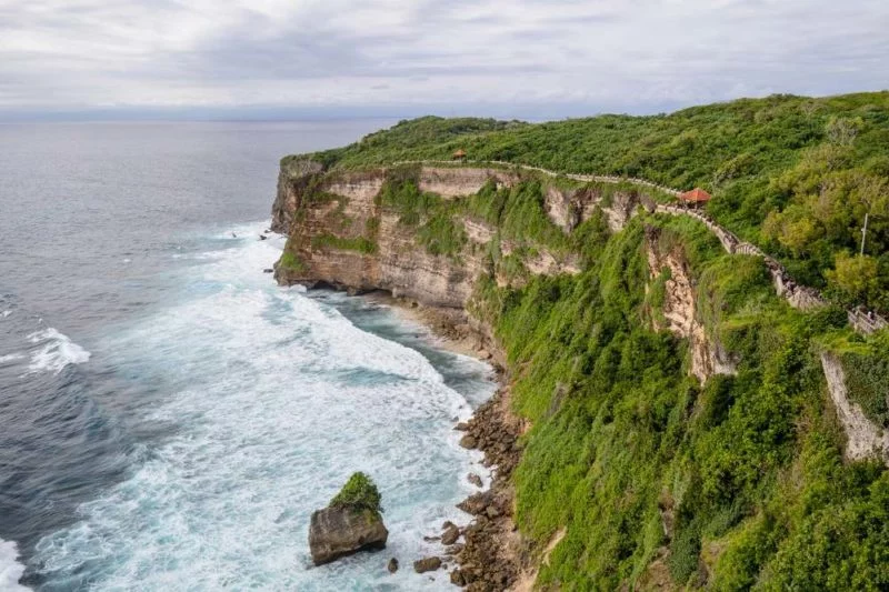 the uluwatu perch in bali