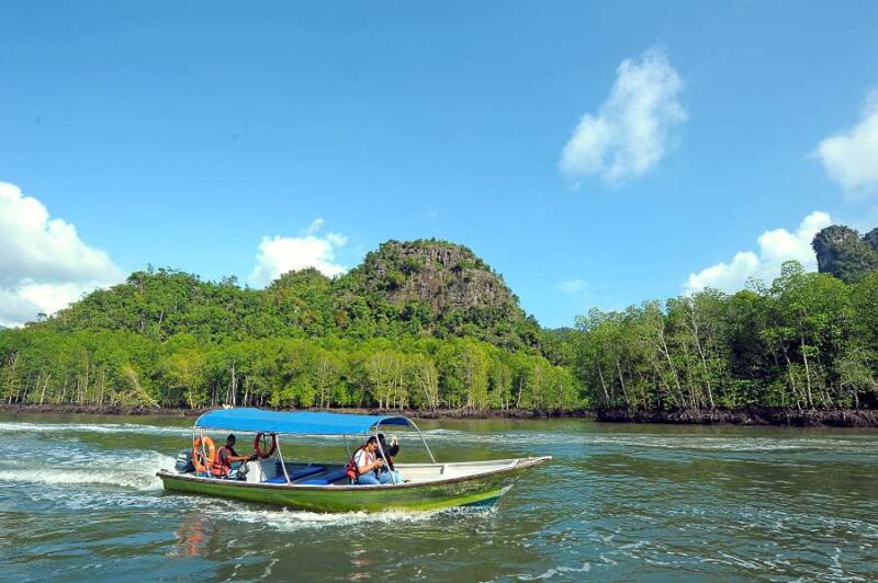 island hopping langkawi private charter